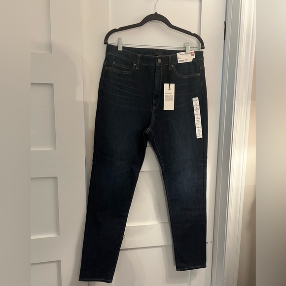 Uniqlo Ultra Stretch High Rise Ankle Jeans - Size 32 - Picture 1 of 3
